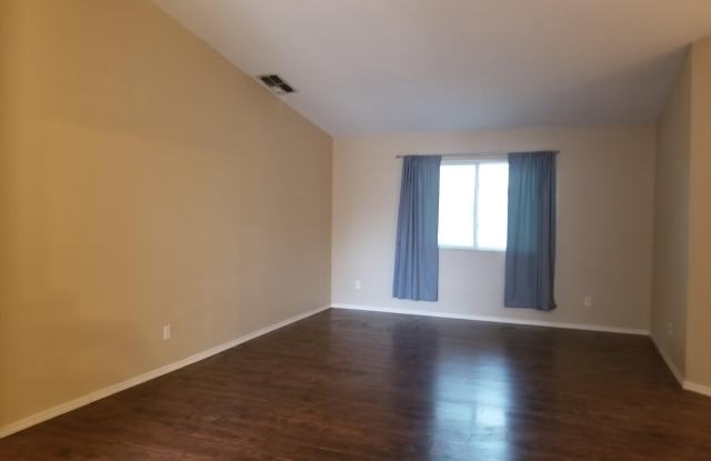 2617 W Lazybrook Drive Gallery 2