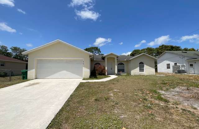 3/2 Close to good transportation  shopping off Bayshore photos photos