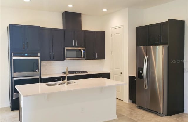 16942 TRADEWIND POINT Gallery 4