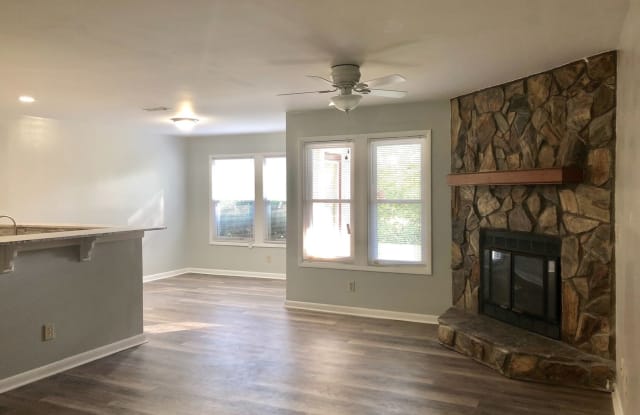 6776 Unit 1 Willlowbrook Drive Gallery 2