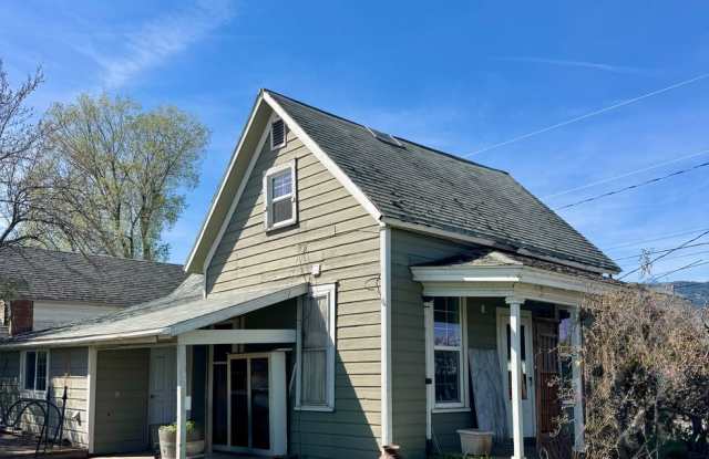 312 Electric St photos photos