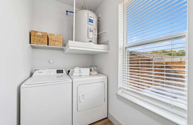 4515 Bluebonnet Lane Gallery 4