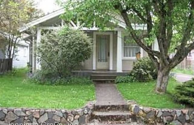 2323 Agate St. - 2323 Agate Street, Eugene, OR 97403