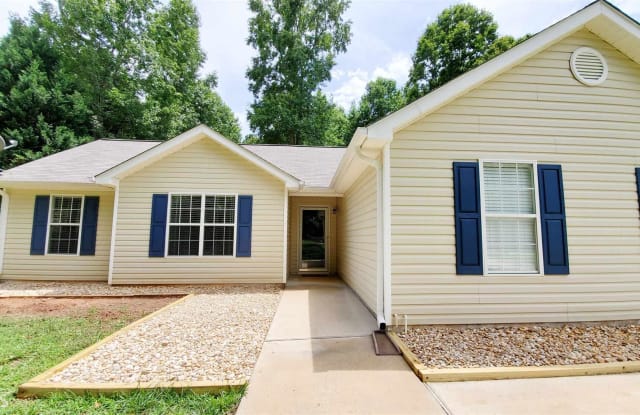 240 Hayward Bishop Way - 240 Hayward Bishop Way, Coweta County, GA 30276