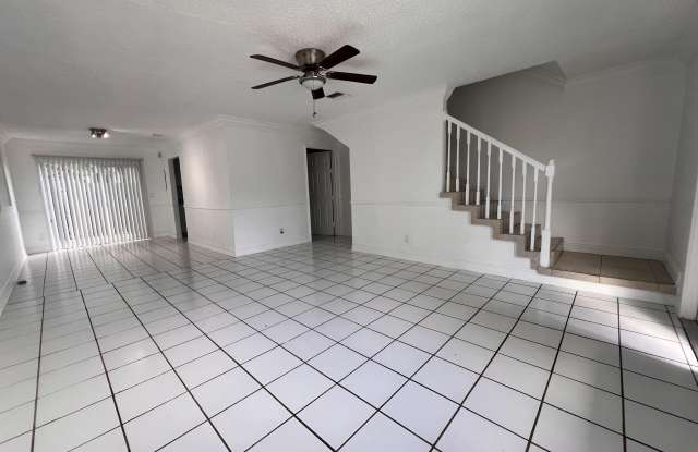 5403 BAYSIDE Drive Gallery 1