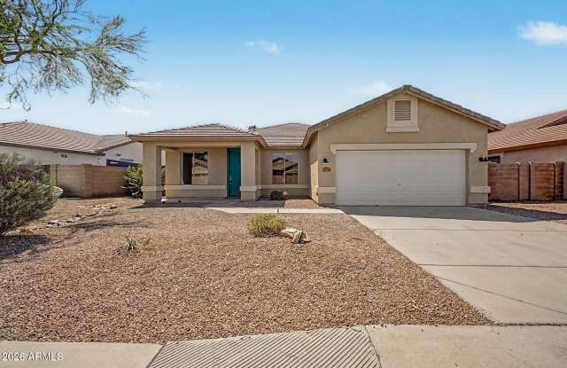 4255 E Cherry Hills Drive Gallery 1