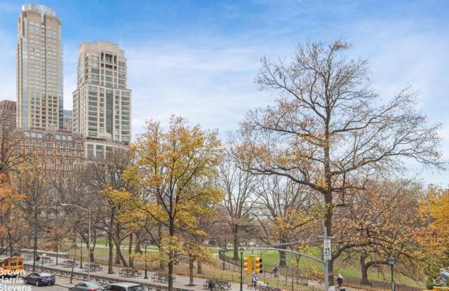 22 Riverside Drive Gallery 2