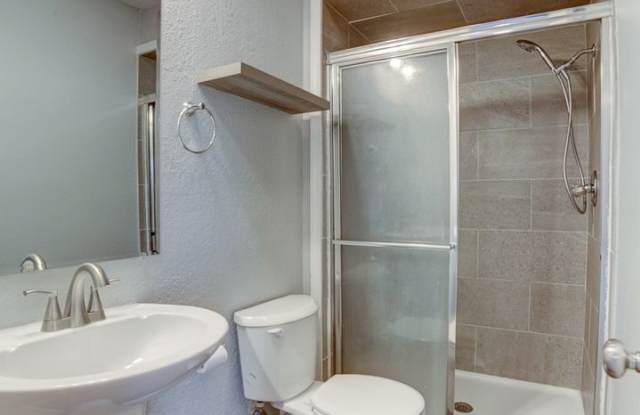 Charming Updated 3-Bedroom Home in South Broken Arrow! photos photos