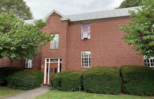 5 E MAPLEWOOD Avenue unit: 3 - 5 East Maplewood Avenue, Mechanicsburg, PA 17055