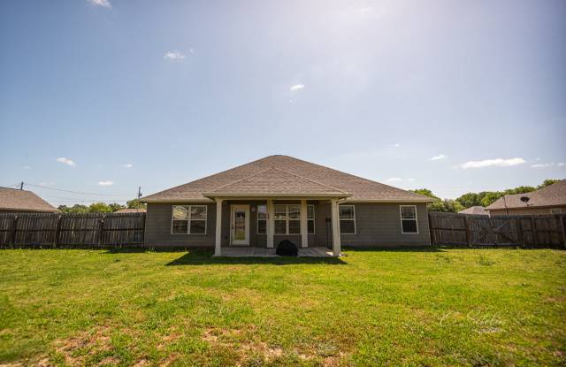 Gorgeous home available from June 10th! photos photos