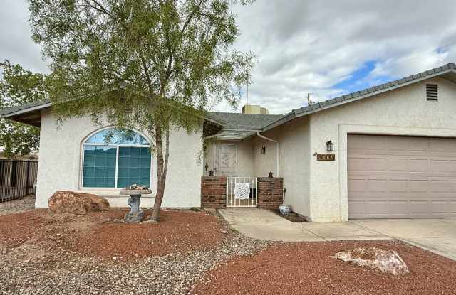 Long term - unfurnished - RV parking - Recently updated Gallery 4