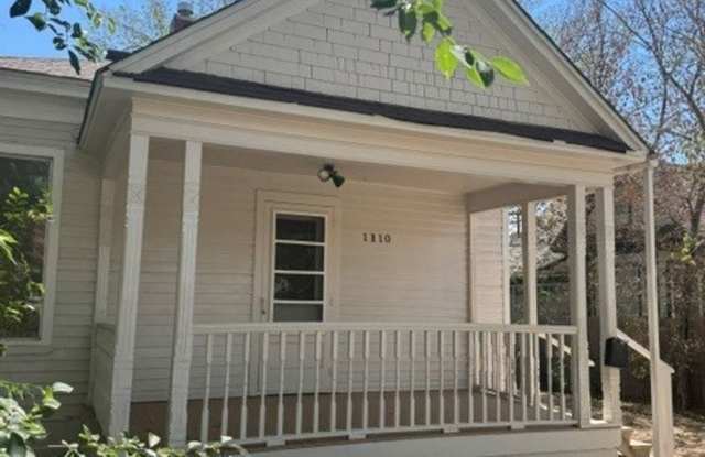 Remodeled Single Family 3 Bedroom Gallery 1