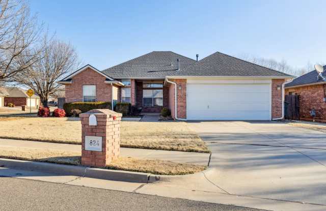 824 Hunter Pl photos photos