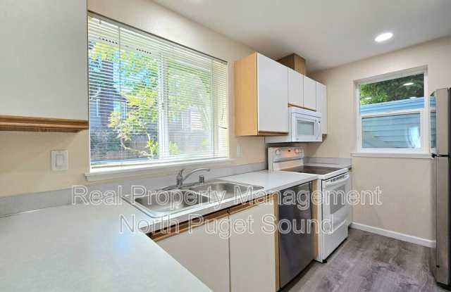 7017 210th St SW photos photos