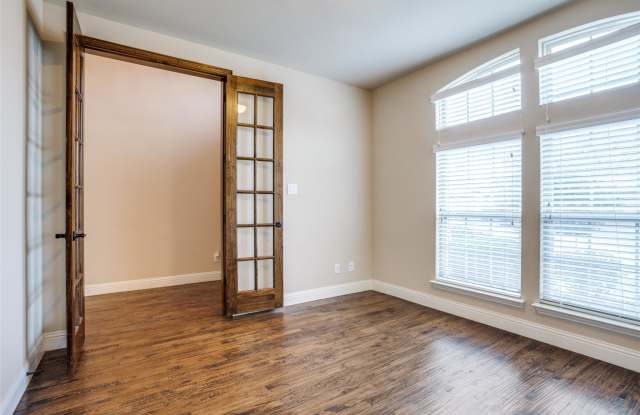 3303 Robin Trl Gallery 2