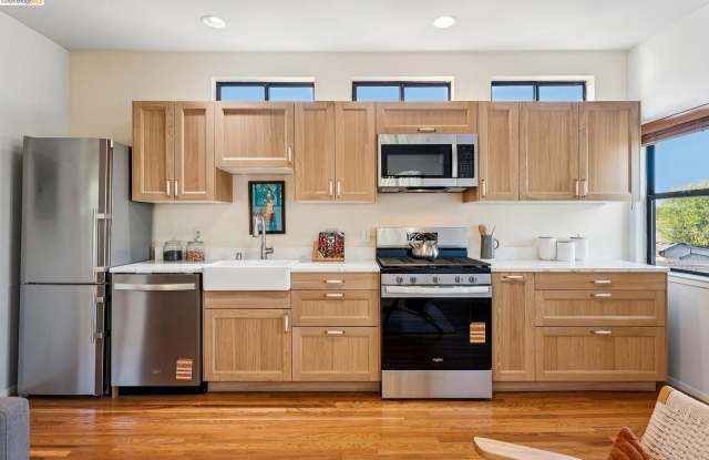 2112 Mckinley Ave Unit D4 Gallery 1