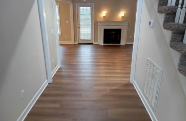 3 bedroom/2 bath Home  Johnson City, TN Gallery 4