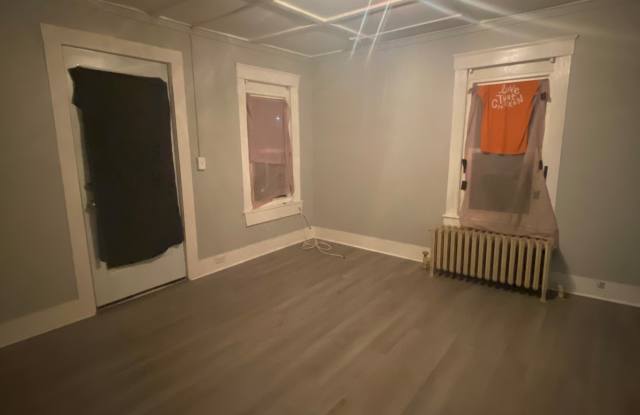 430 W Fourth St Gallery 2