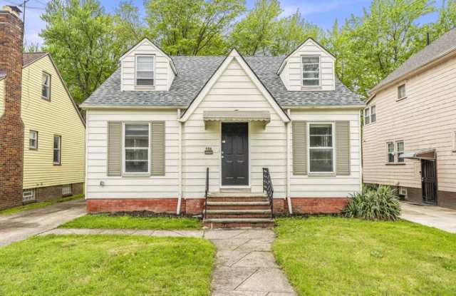936 Elbon Road - 936 Elbon Road, Cleveland Heights, OH 44121