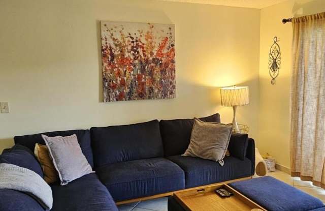627 Sea Pine Way Gallery 3
