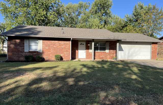 804 Betty St - 804 Betty Street, Springdale, AR 72762
