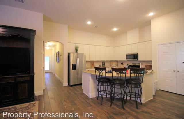 1265 Old FM 306 Gallery 3