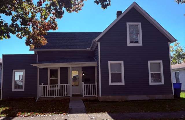 Charming 3BR 1BA Home w/ Sunroom • Stainless Kitchen • Yard w/ Fire Pit in Delaware photos photos