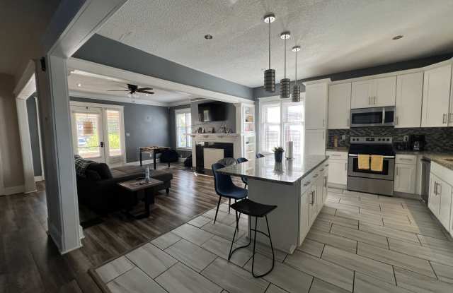 1212 Dorothy Pl photos photos