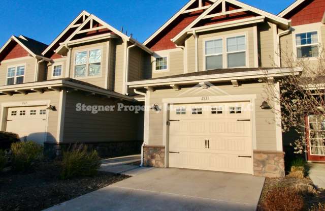 Incredible Townhome photos photos