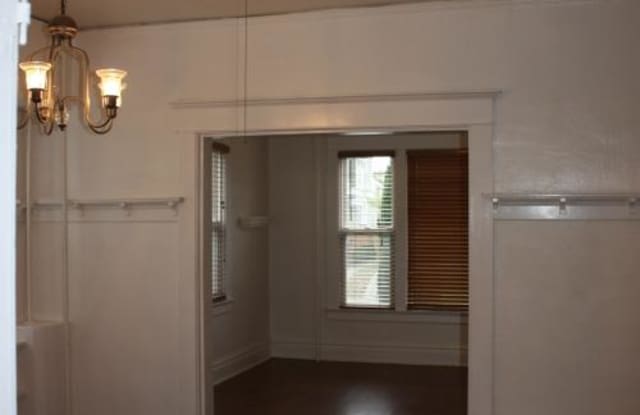 1908 4th Ave N Gallery 2
