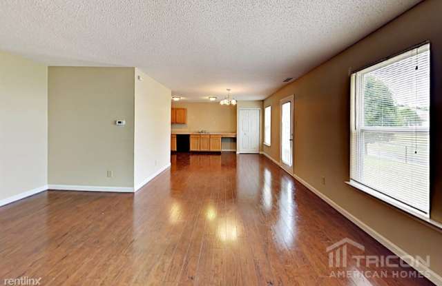 6733 Everbloom Lane Gallery 3