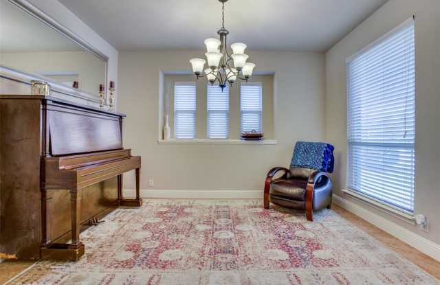419 Salisbury Drive Gallery 4
