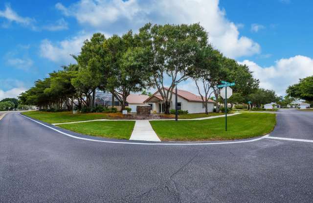 1975 Oak Berry Circle photos photos