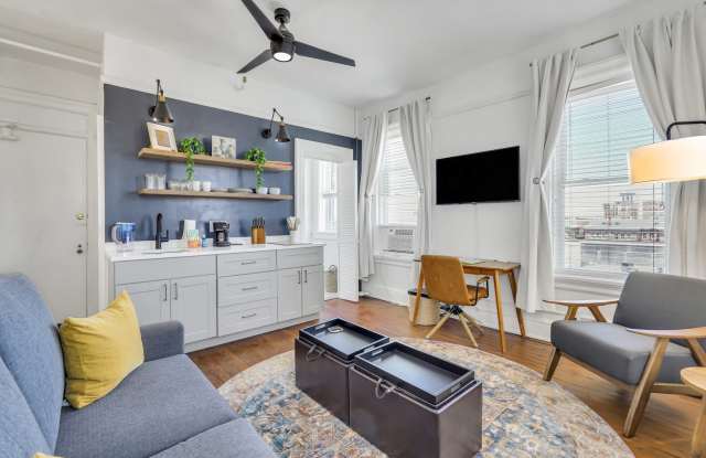 24 E Liberty Gallery 1
