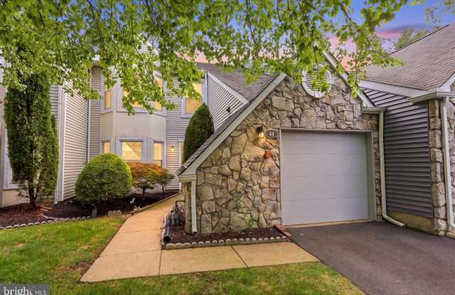 44 GAYLORD Court Gallery 1