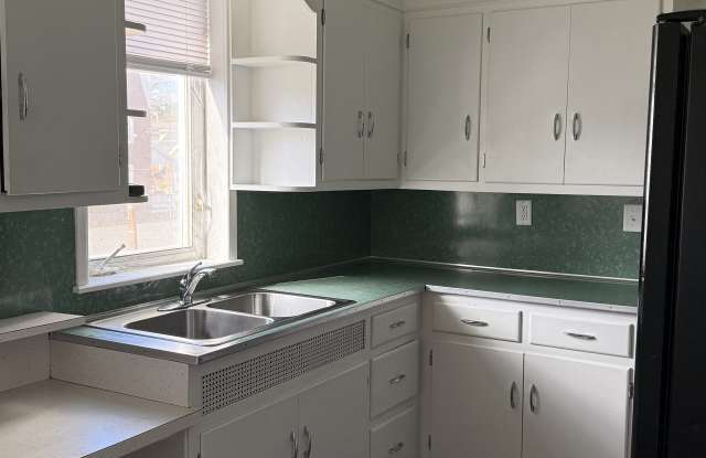 312 S Broad St - 312 South Broad Street, Nazareth, PA 18064