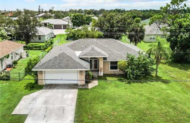 1726 Trafalgar Parkway photos photos