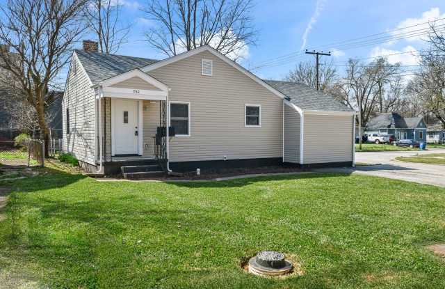 Springfield 4 Bed Rental | Fully Remodeled | Corner Lot photos photos