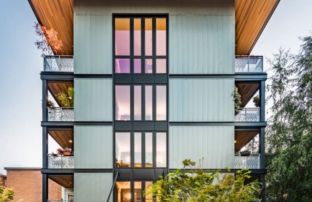 515 Summit Ave E - 104 - 515 Summit Ave E, Seattle, WA 98102