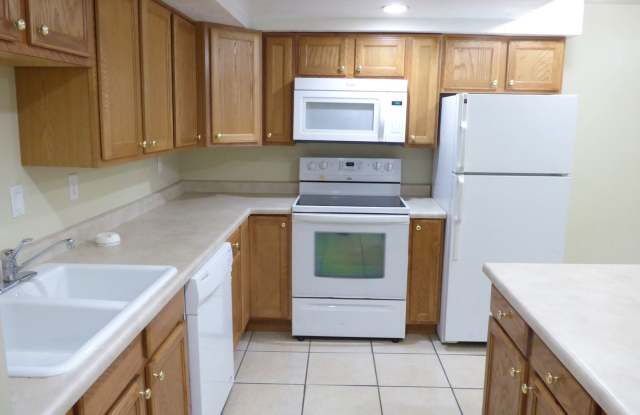6833 S 700 E Gallery 2