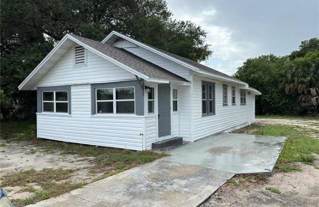1255 FAIRFAX STREET NE - 1255 Fairfax Street Northeast, Winter Haven, FL 33881