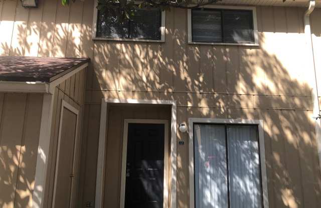 Spacious 3 Bedroom/2.5 Bathroom in Hawthorne Reserve photos photos