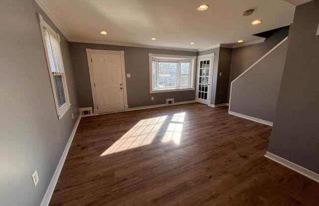 5804 SHOSHONE Drive Gallery 4