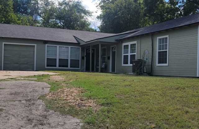 NEWLY REMODELED DUPLEX — AVAILABLE NOW! Gallery 1