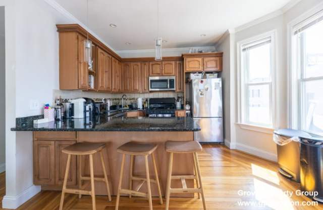 740 East 3rd St. photos photos