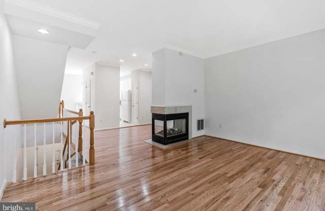 6490 TAYACK Place Gallery 3
