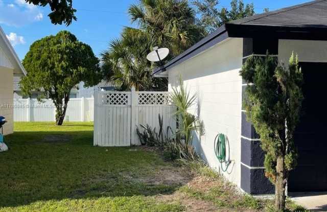 2229 Allspice Ave - 2229 Allspice Avenue, Orange County, FL 32837