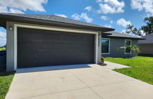 BEAUTIFUL 3 BR / 2 BA HOME photos photos
