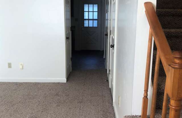 1109-8 Keswick Place Gallery 2
