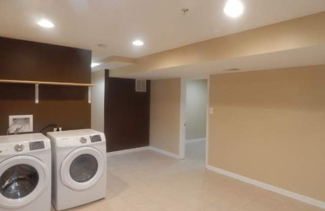 15204 Ridall Court Gallery 3